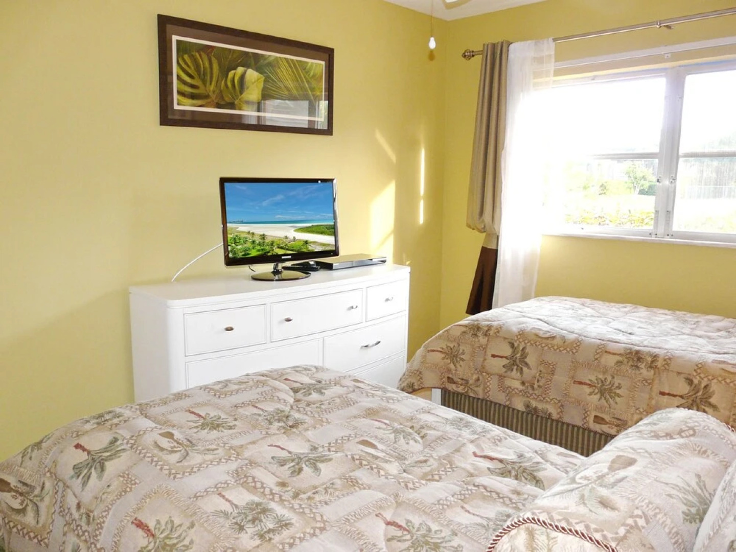 109 West Flamingo Circle