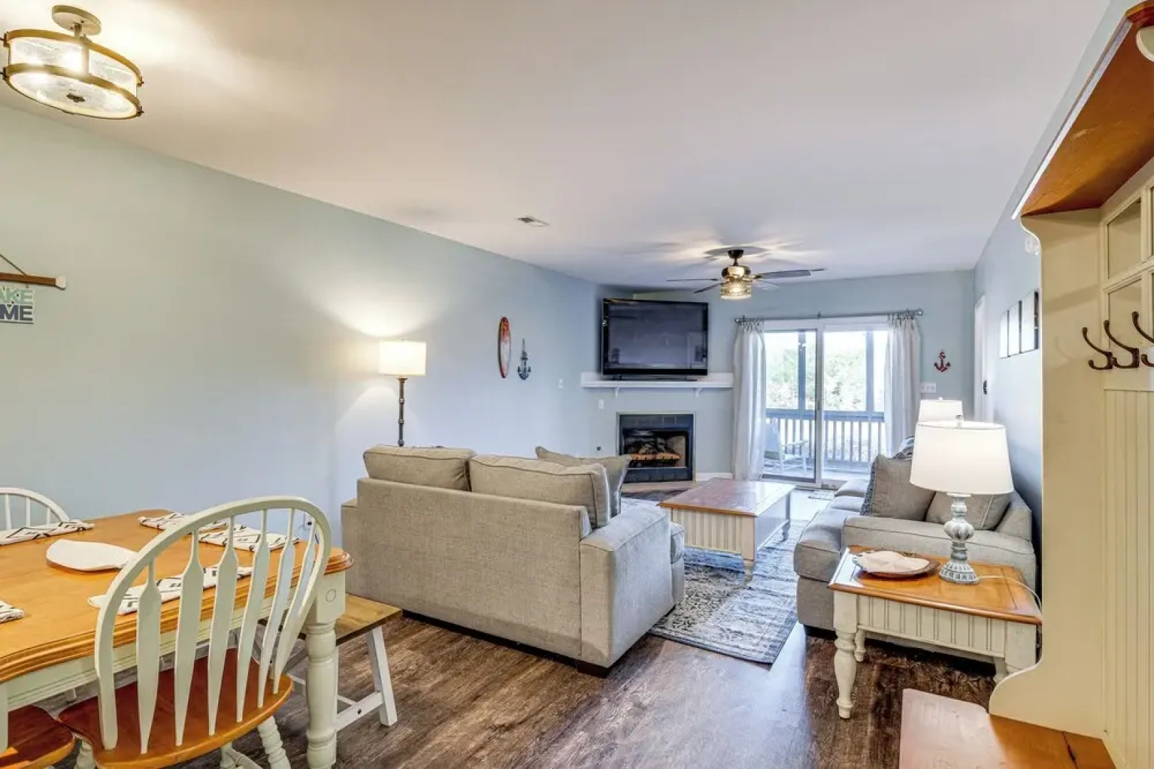 'better Lake Than Never' Huddleston Condo