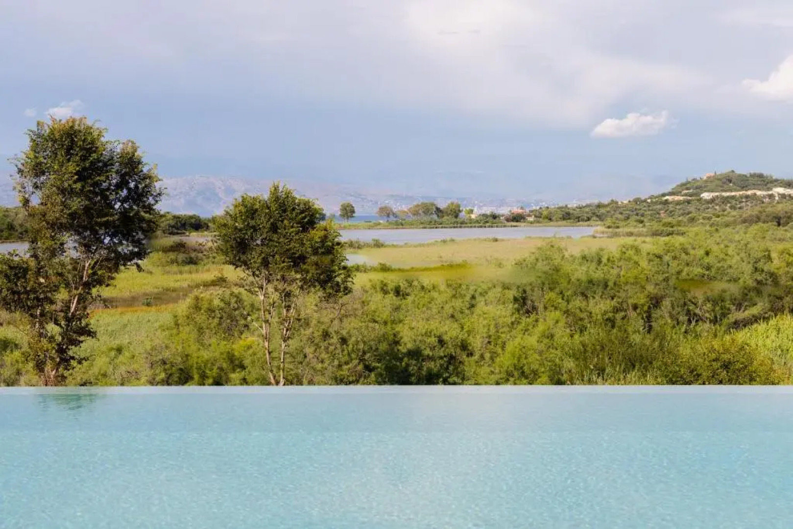 Villa Waterlily by MediterraneanVillas