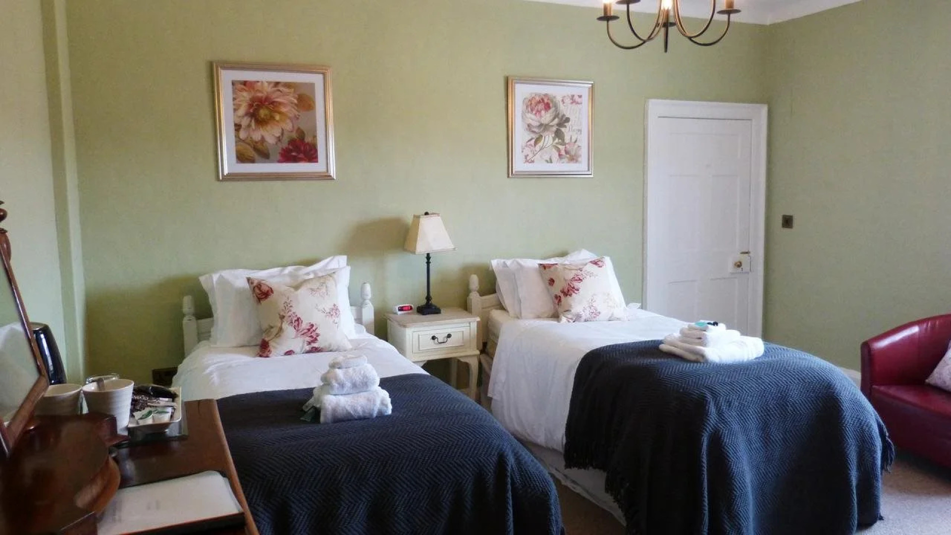 Little Mollington Hall