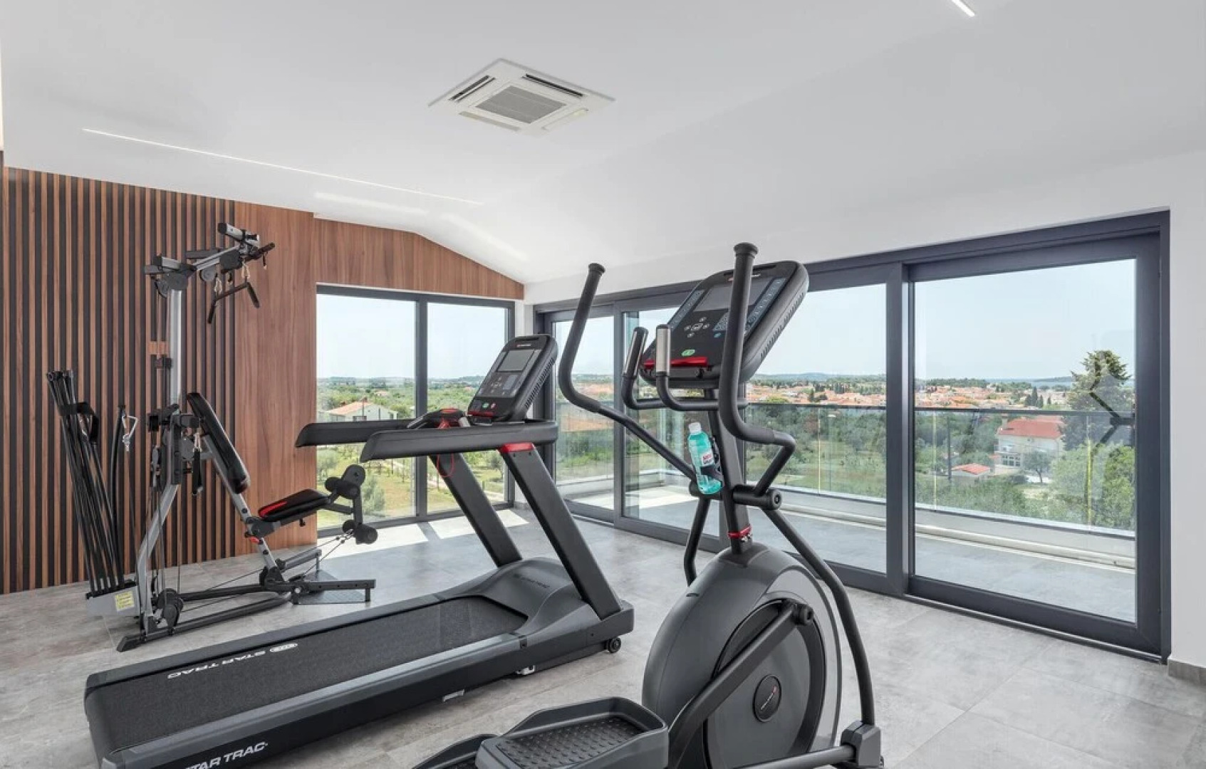 Awesome Home in Fazana With Outdoor Swimming Pool, Wifi and Outdoor Swimming Pool