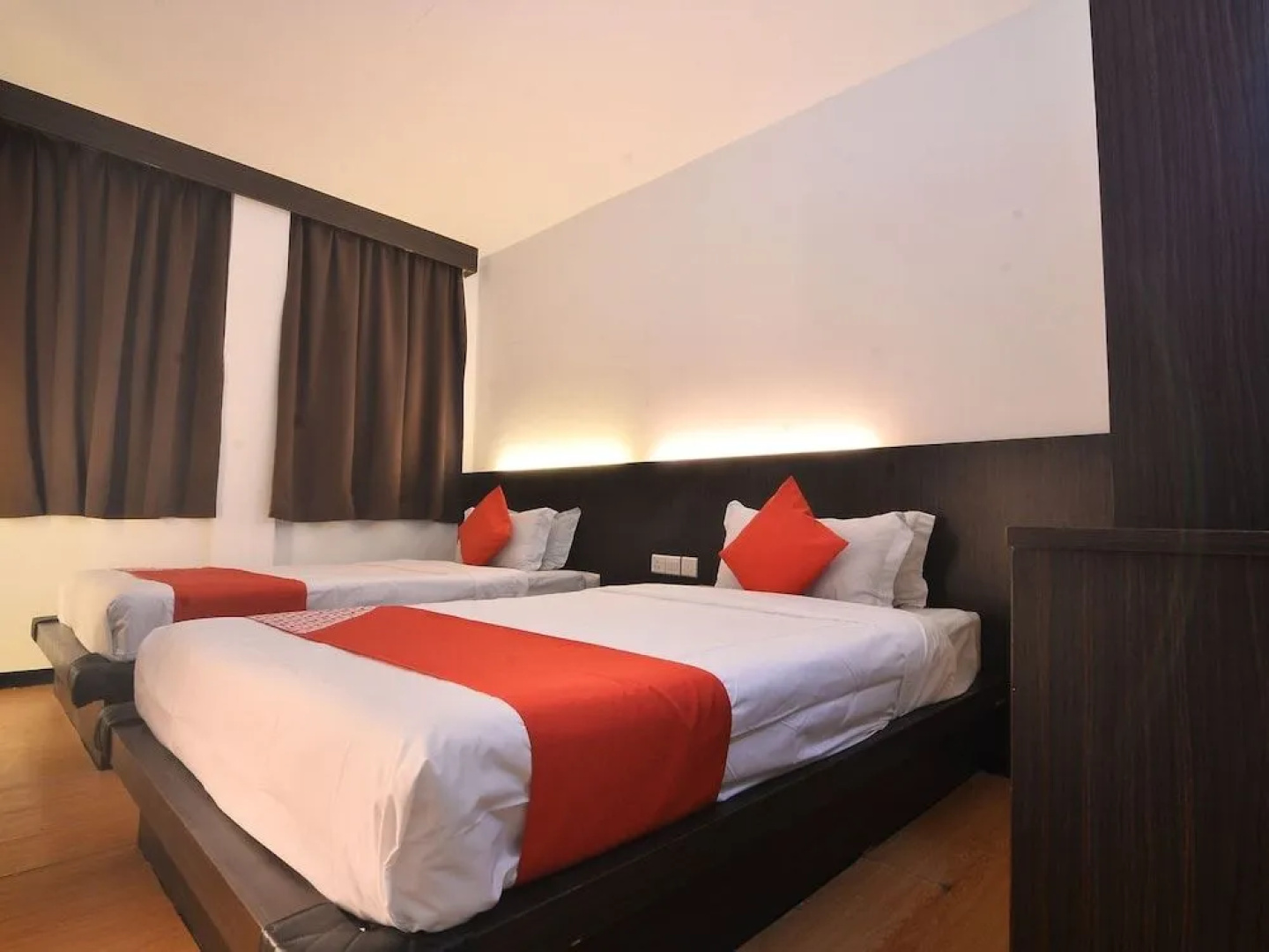OYO 43960 Laksamana Executive & Boutique Hotel