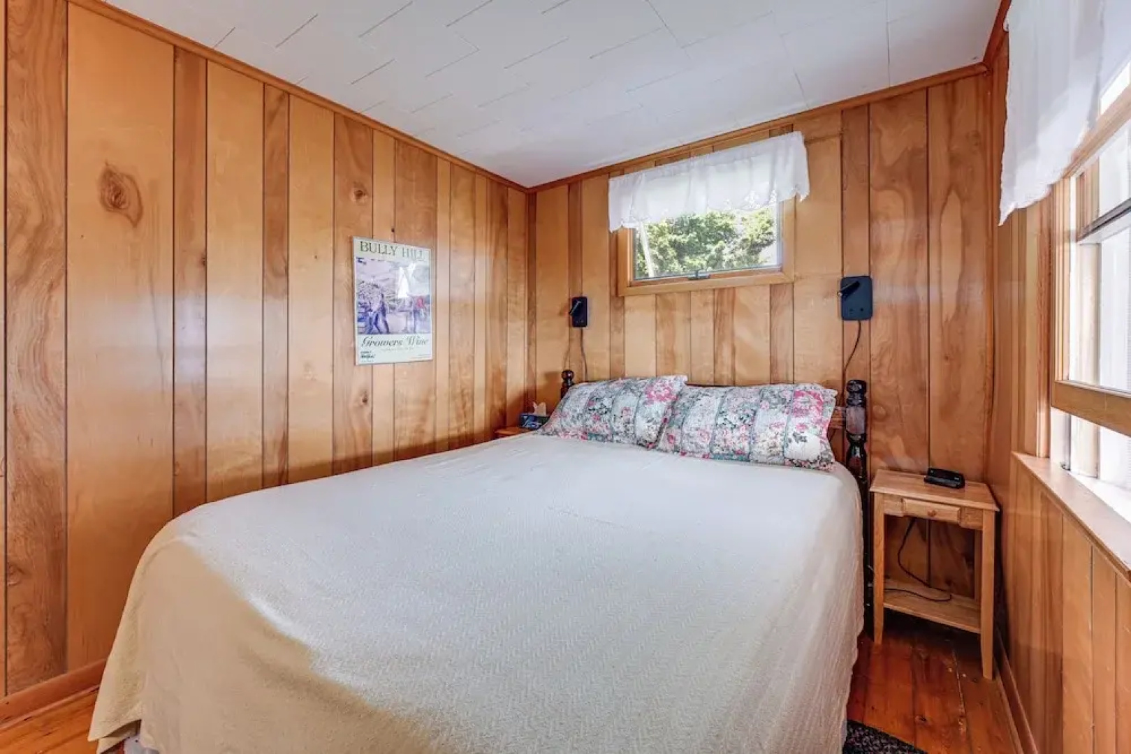 Dock & Rowboat: 'beechnut Bungalow' on Keuka Lake