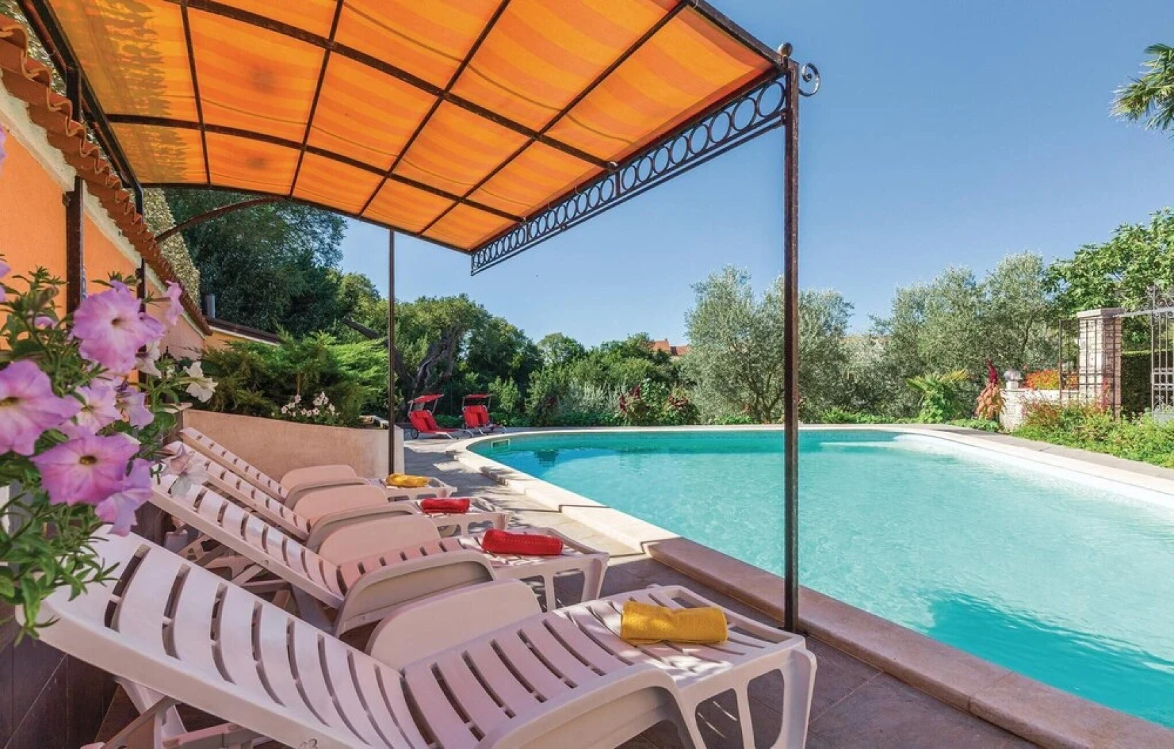 Awesome Home in Pula with WiFi, Hot Tub & Sauna