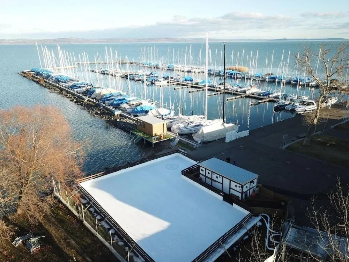 BL YachtClub & Apartments