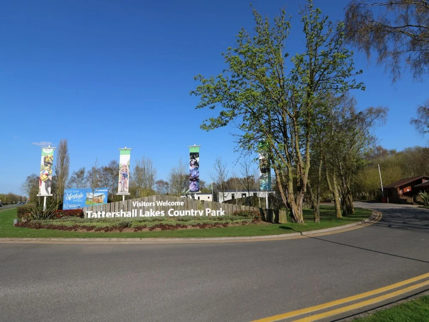 Smew, 2 Gibson Approach, Lincoln