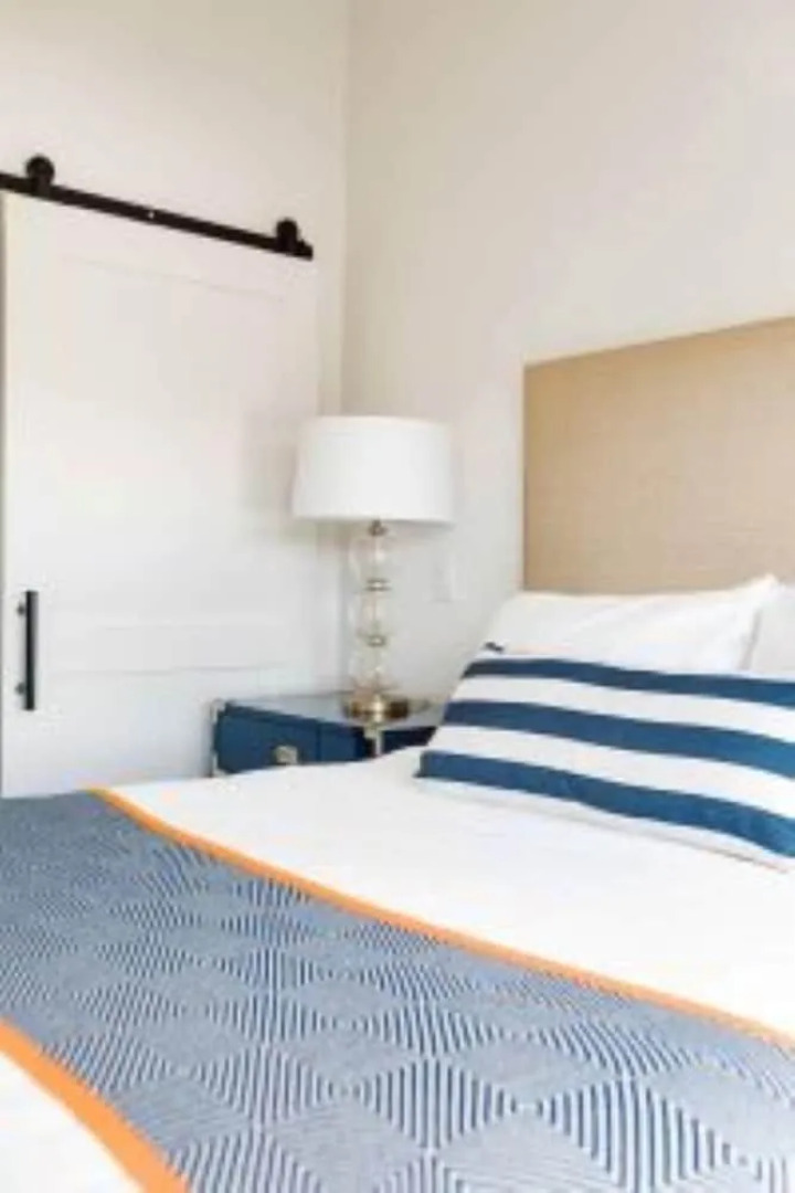 The Suites at Fishermen's Village