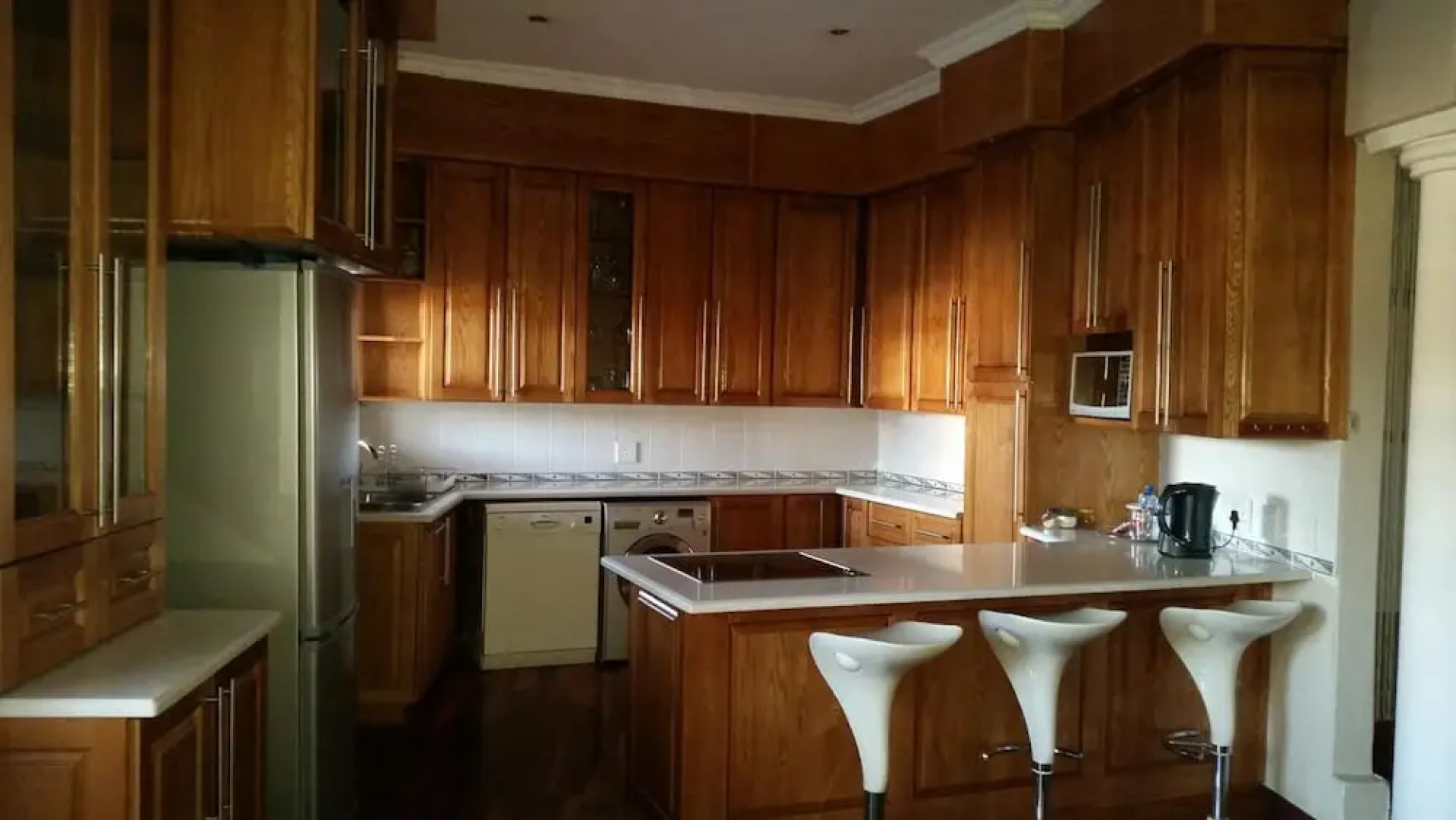 Eagle Rock Executive Guest House