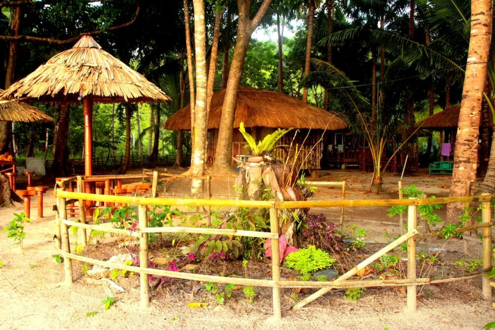 Arkadia Beach Resort by RedDoorz