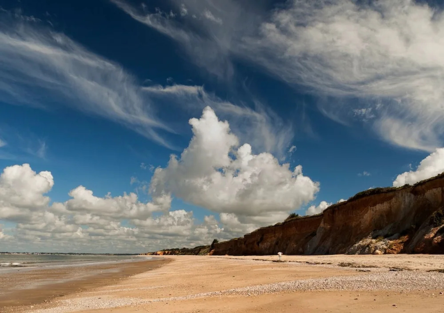 Domaine de La Briandais, a place of electromagnetic sobriety