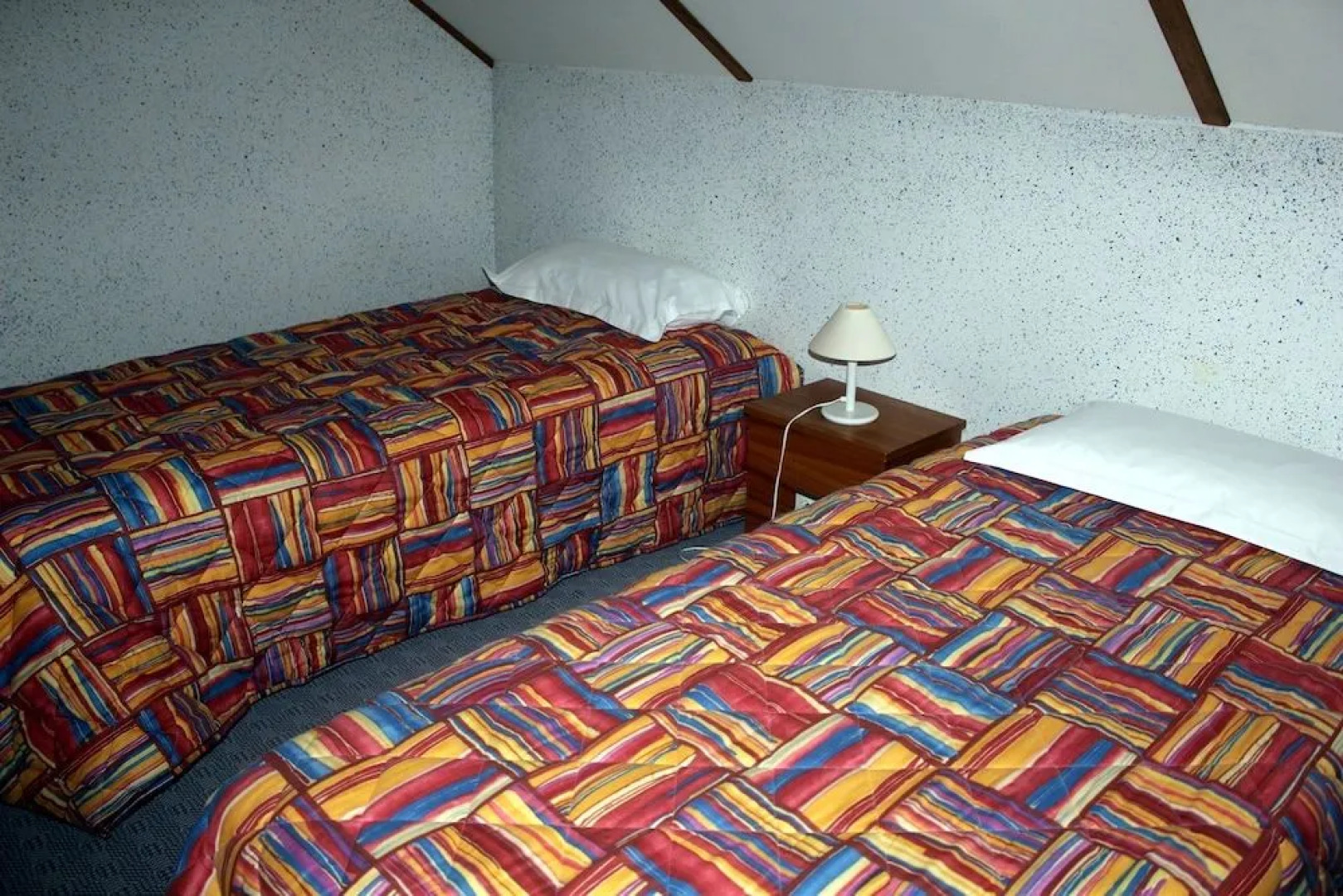 LOGIS Les Dineux Village