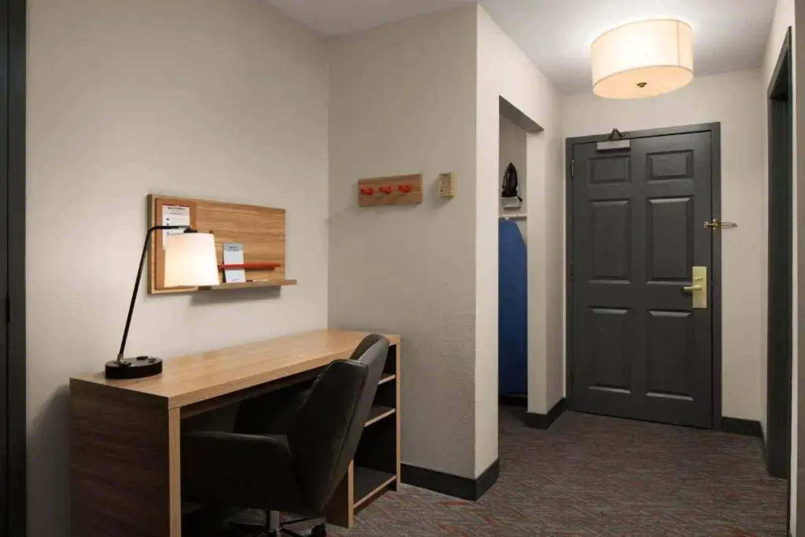 Candlewood Suites St. Louis - St. Charles