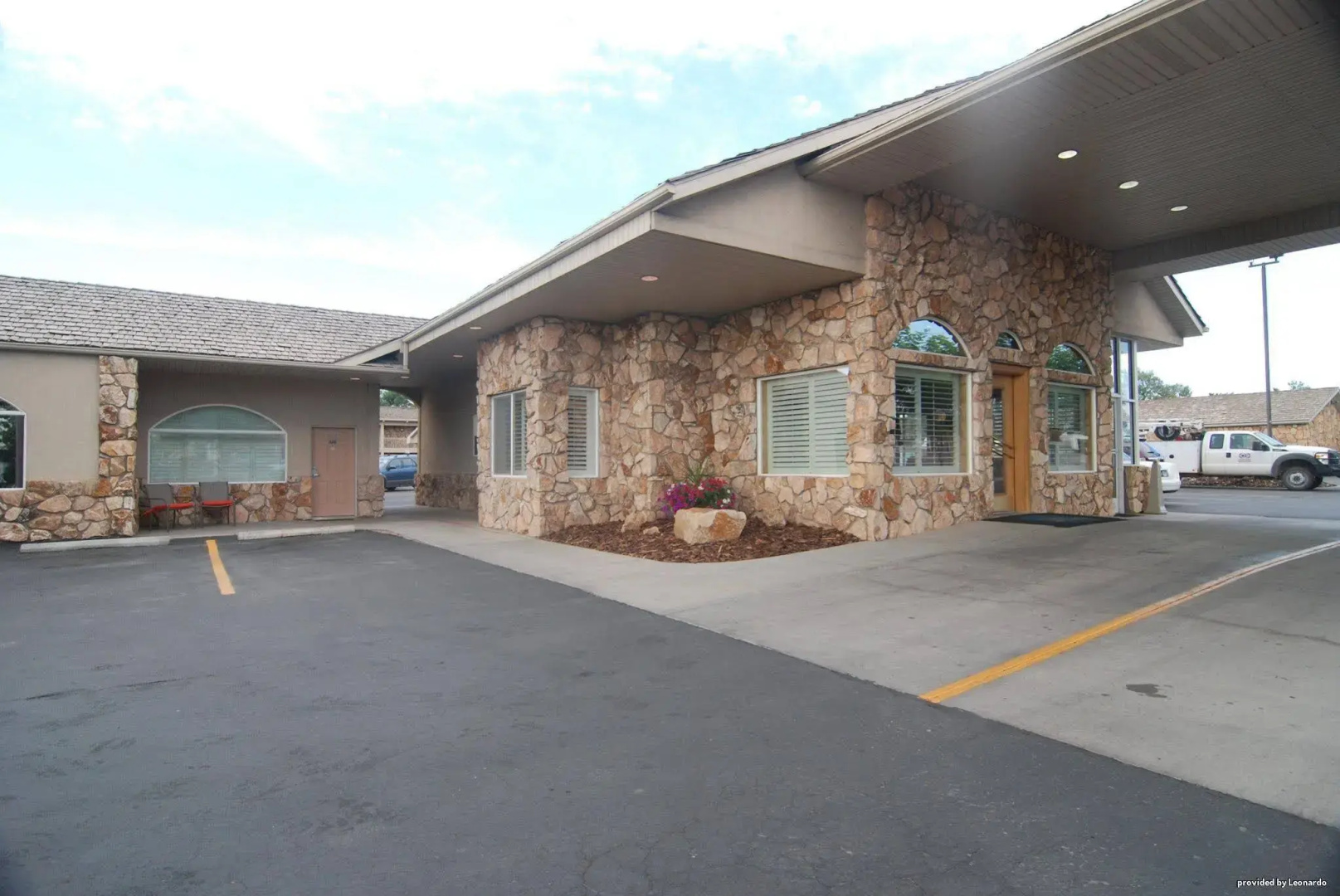Econo Lodge Inn & Suites Vernal near Dinosaur Monument