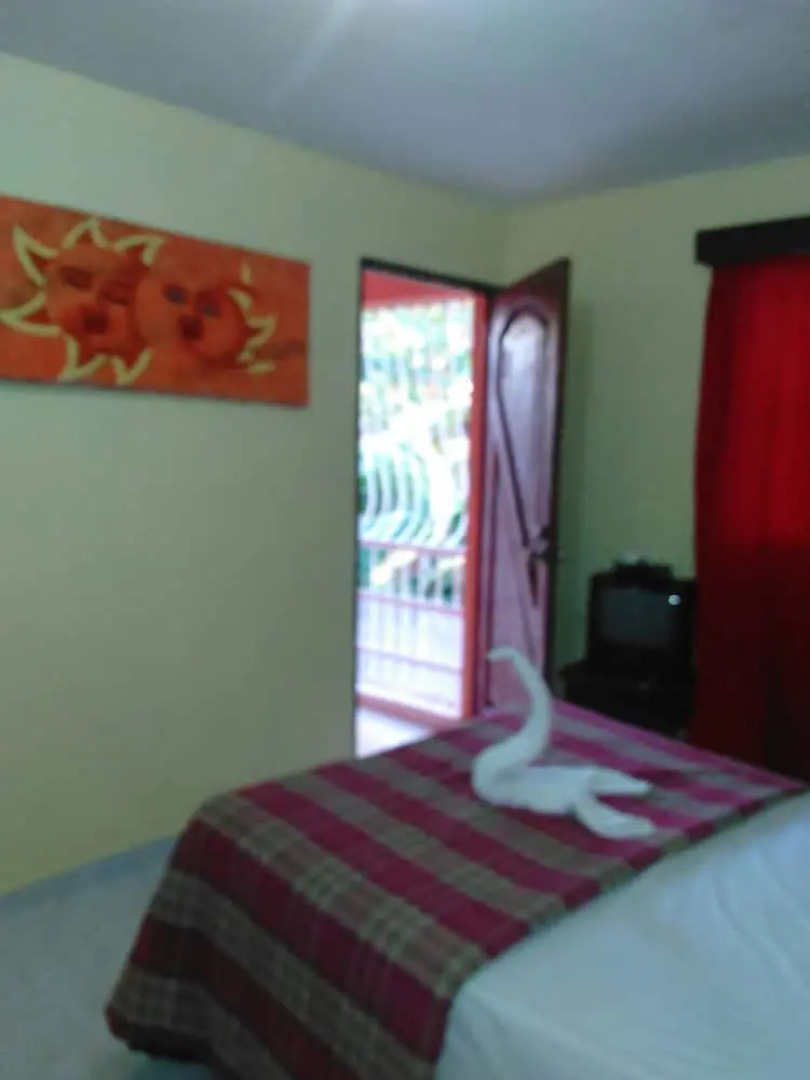 Gusto Tropical Hotel