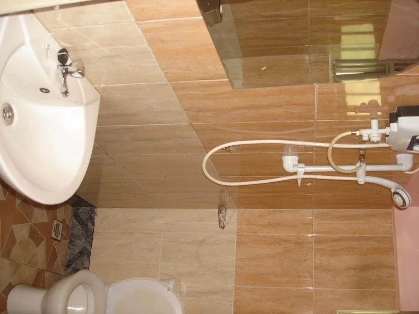 Hotel Free Zone