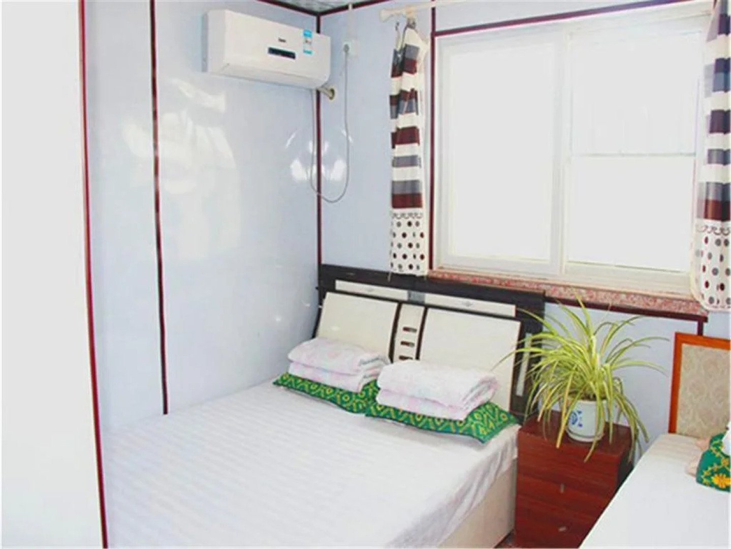 Huludao Xingcheng Pingshui Xiangfeng Family Inn