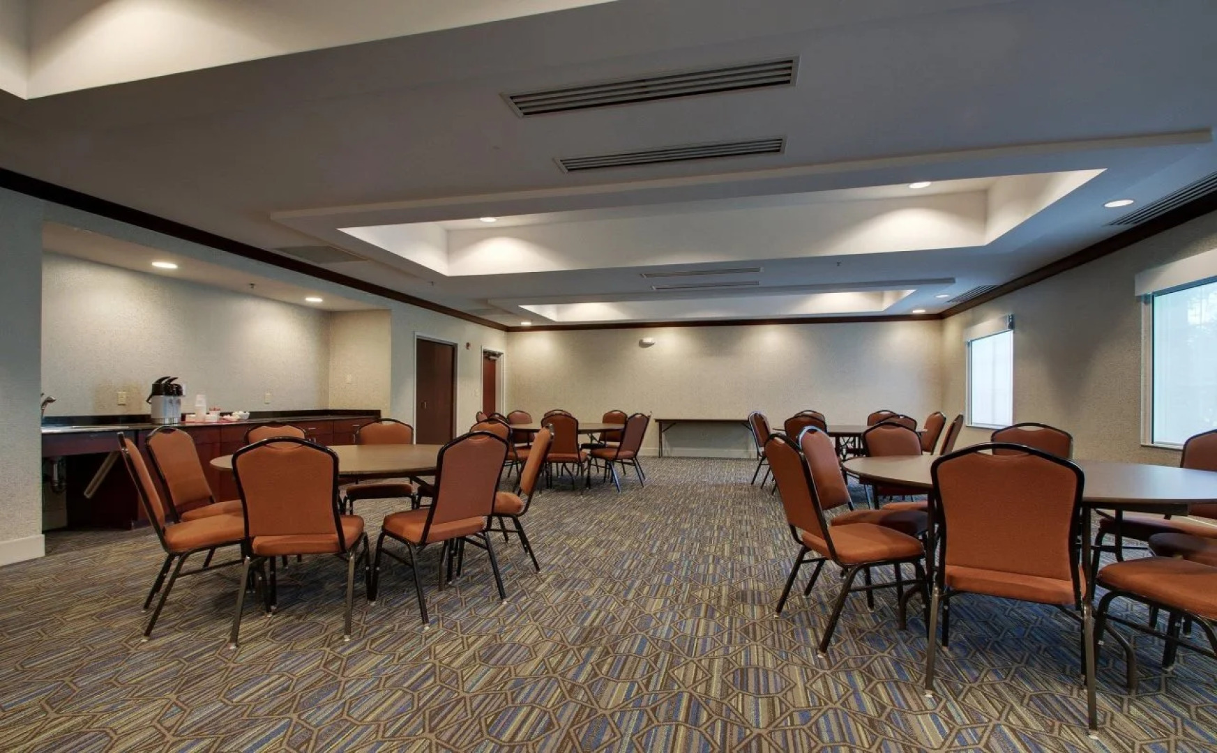 Holiday Inn Express Hotel & Suites Middleboro Raynham by IHG