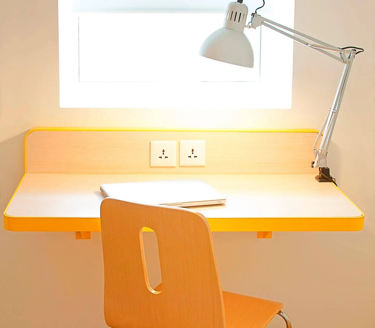 Bloomrooms @ New Delhi Railway Station