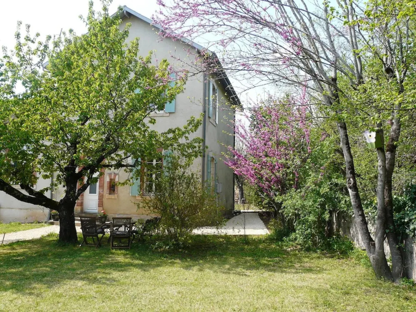 Pretty Holiday Home With Terrace, Garden, Barbecue, Veranda