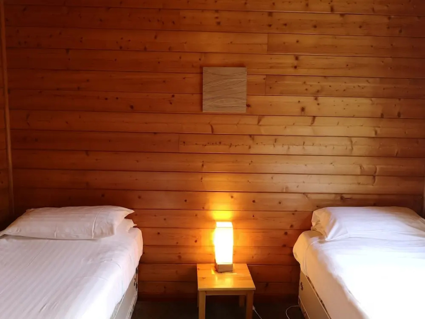 Magpie 3 HuntersMoon-Longleat-Warminster-Bath