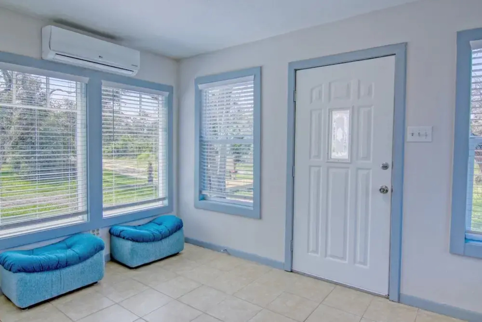 Muizenberg 6031rpb 3 Bedroom Home by RedAwning