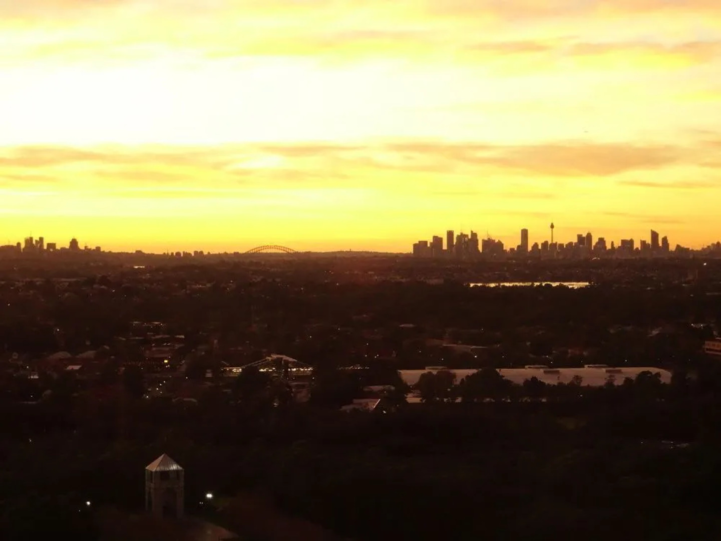 Sydney Olympic Park Apartment