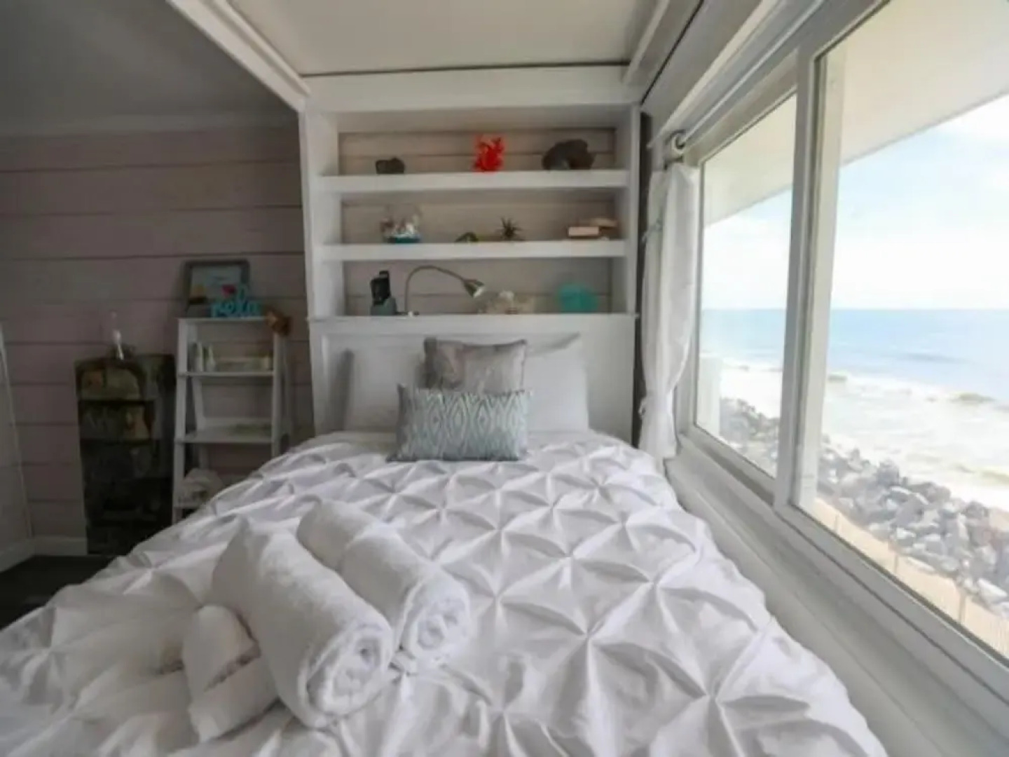 Beach Sunrise - Relaxing and Romantic! Enjoy ocean views from the bedroom with balcony access. 1 Condo by RedAwning