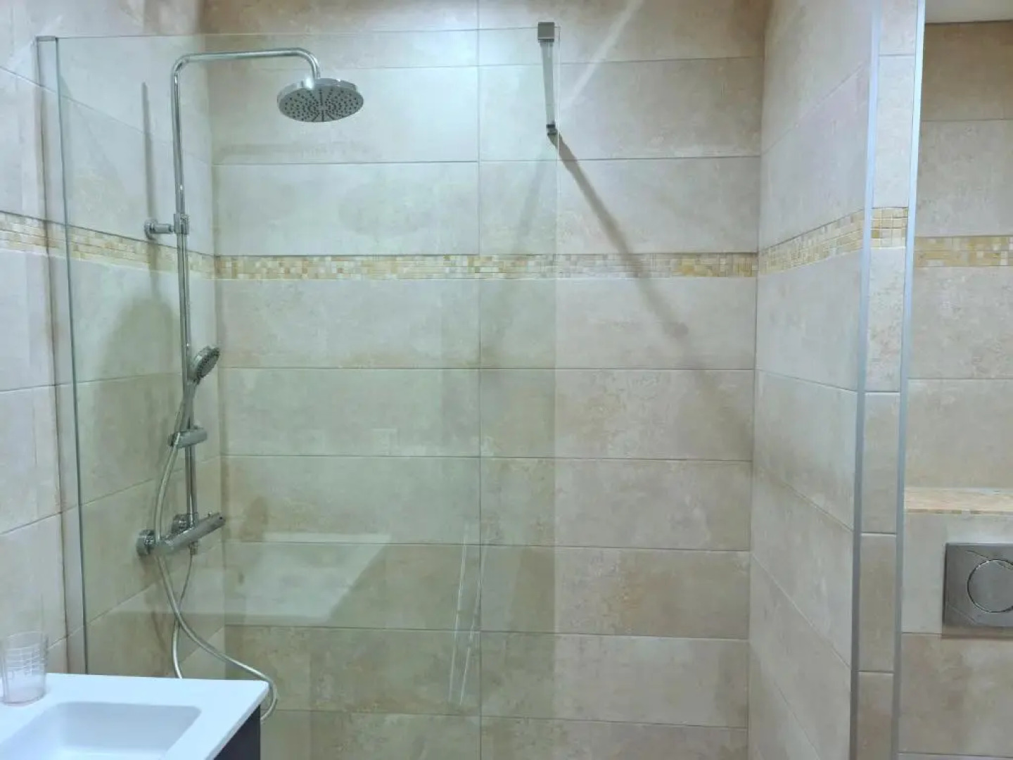 Studio meublé face au golf