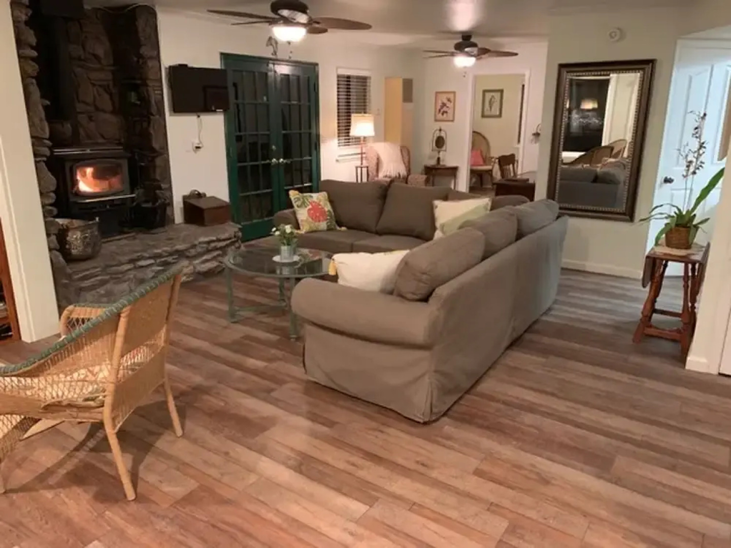 Hillside Cottage Retreat