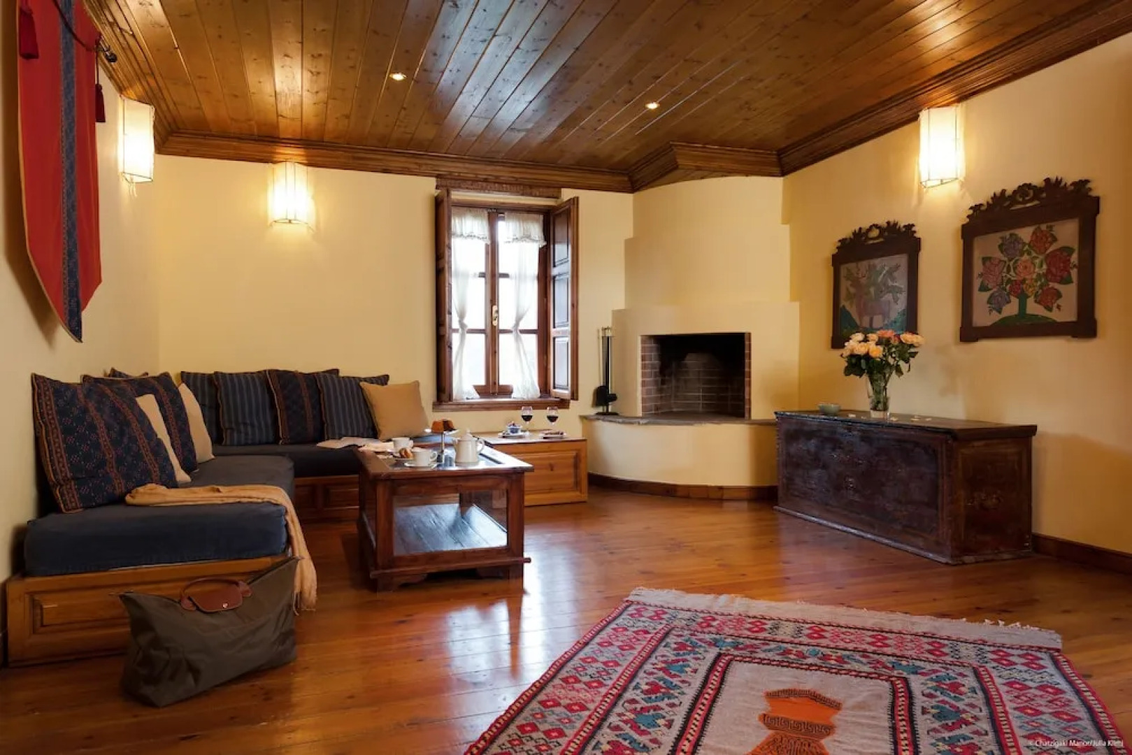 The Chatzigaki Manor