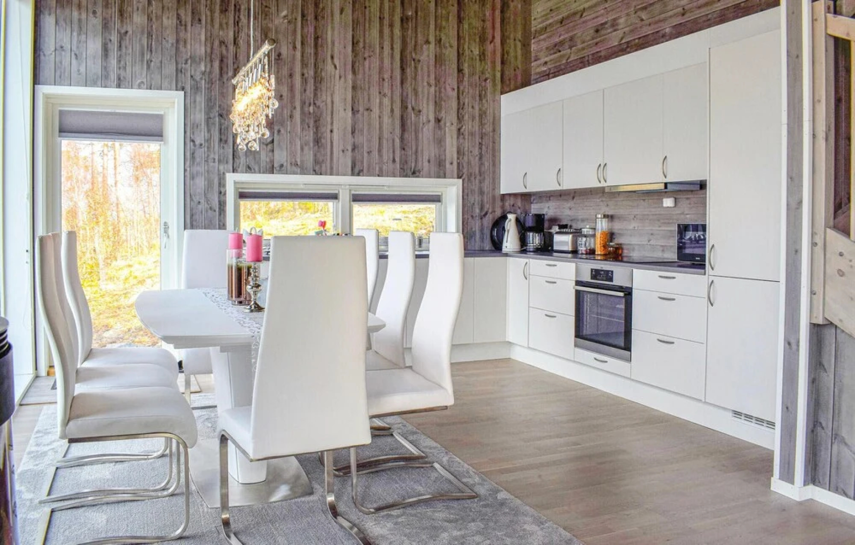 Nice Home in Jørpeland With 3 Bedrooms and Wifi