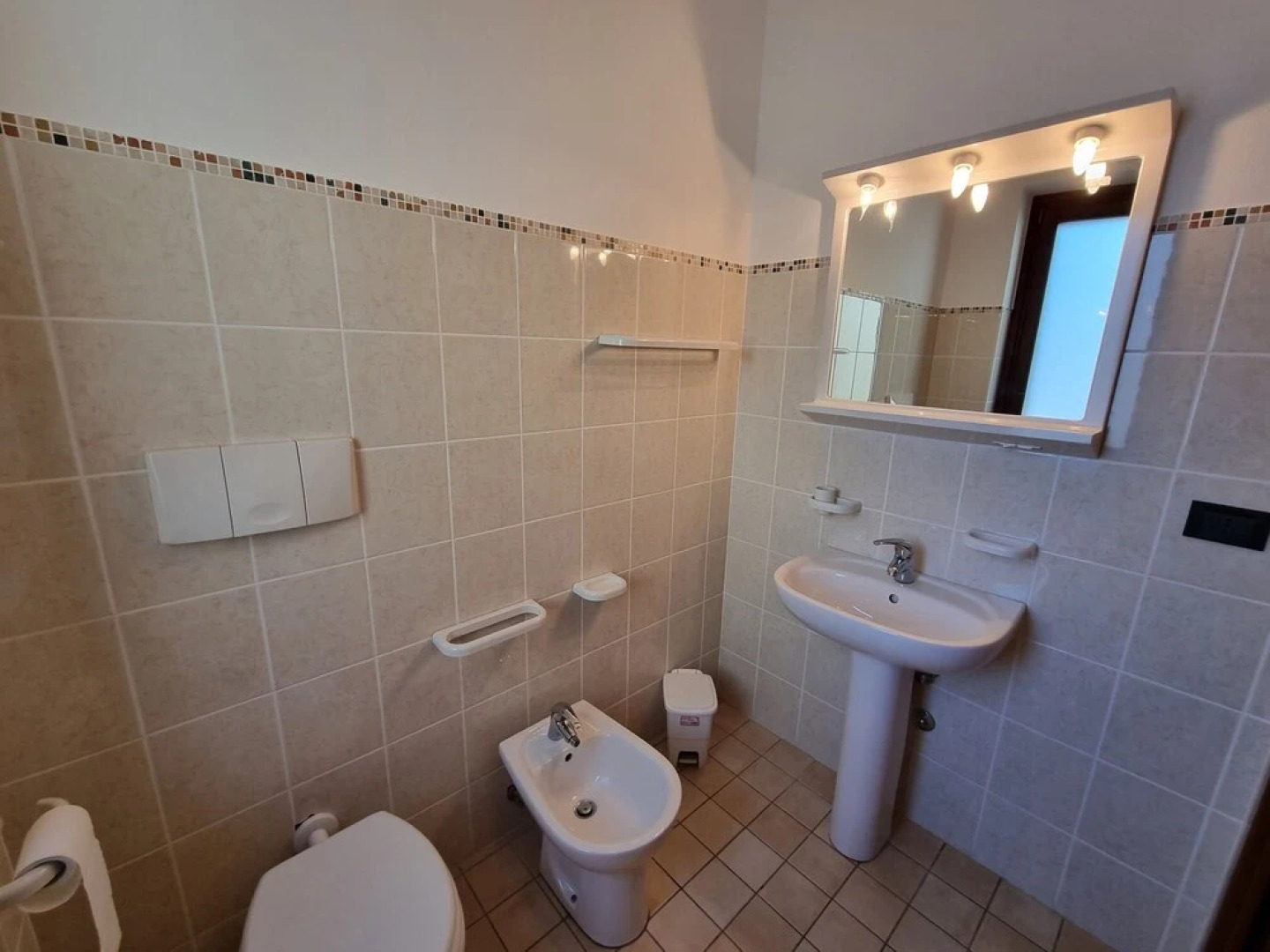 1-bed Apartment Abruzzo, Italy 15 Minutes to sea