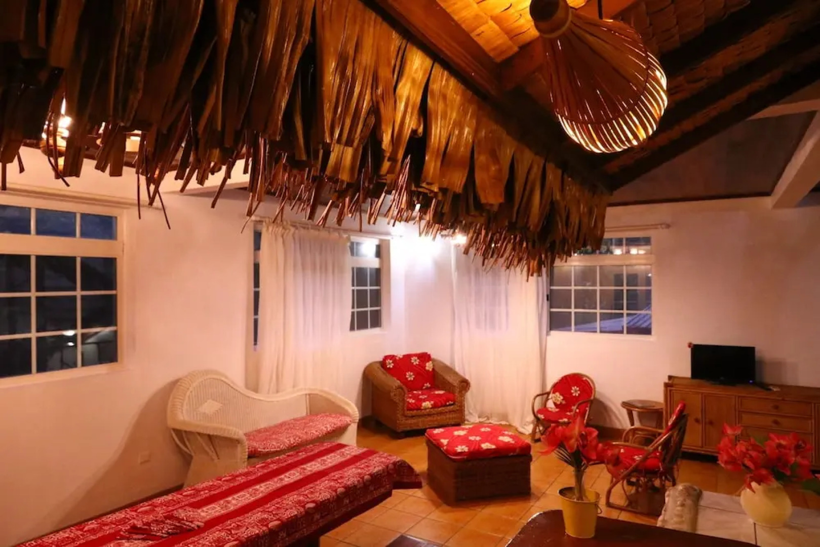 Hana Iti Beach House