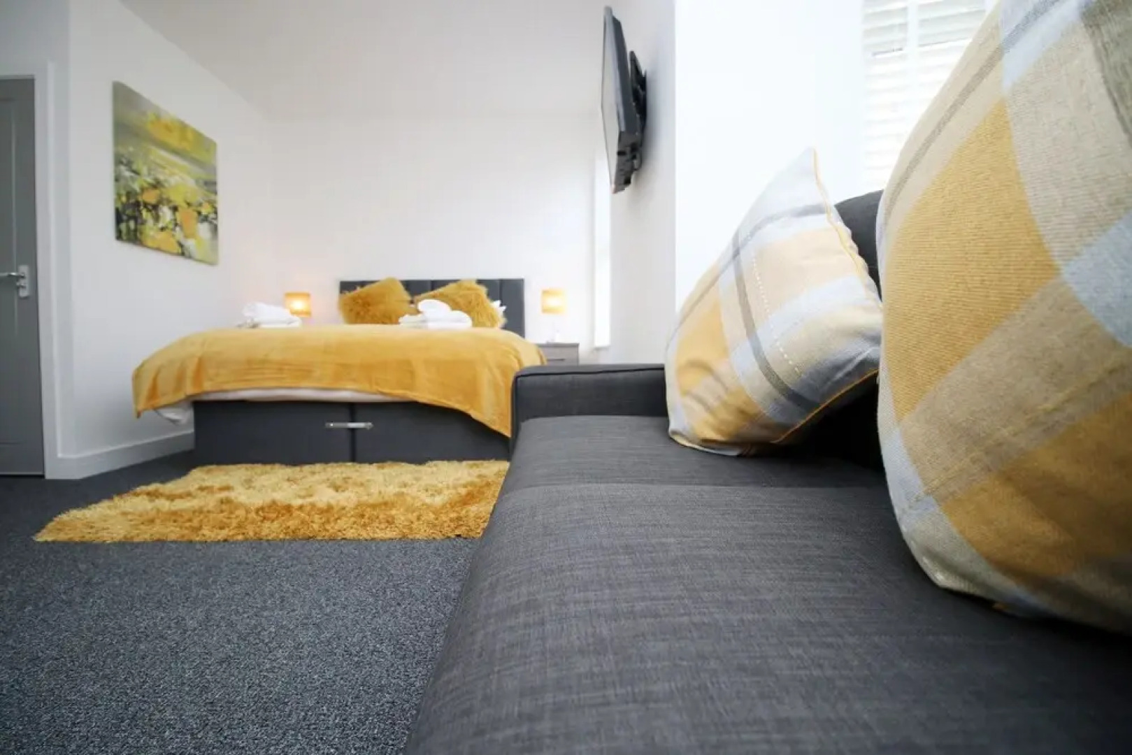 Stay Central - Heritage 24