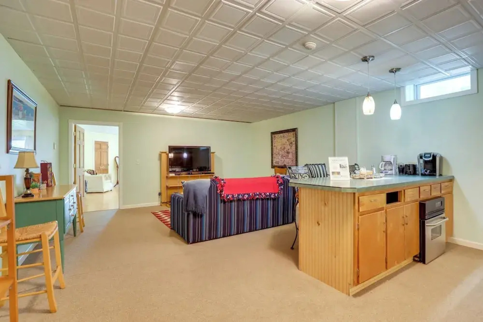 'lockes Glen' - Lakefront Geneva Getaway w/ Dock!