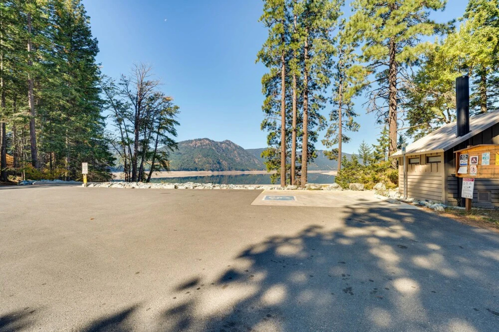 Ronald Cabin w/ Private Deck: Near Cle Elum Lake!