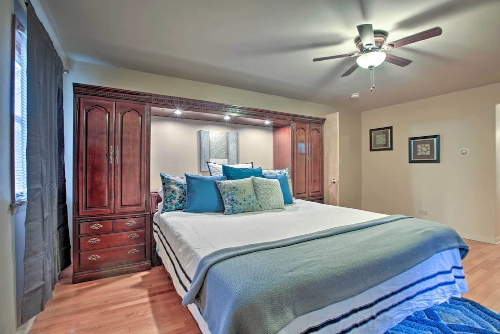 Home w/ Yard & Patio ~ 30 Mi to Downtown Chicago