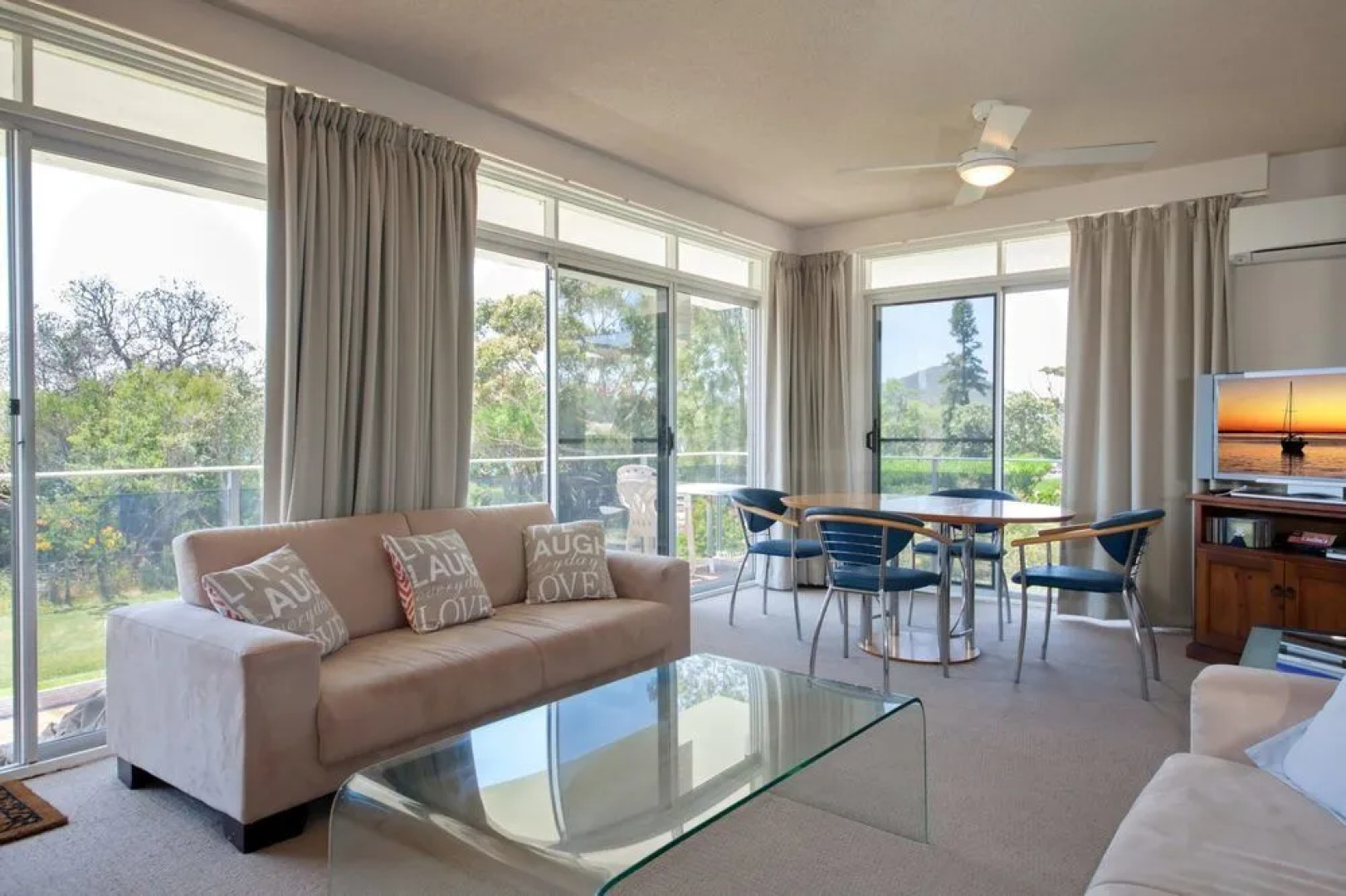 The Helm, Unit 1, 22 Voyager Close