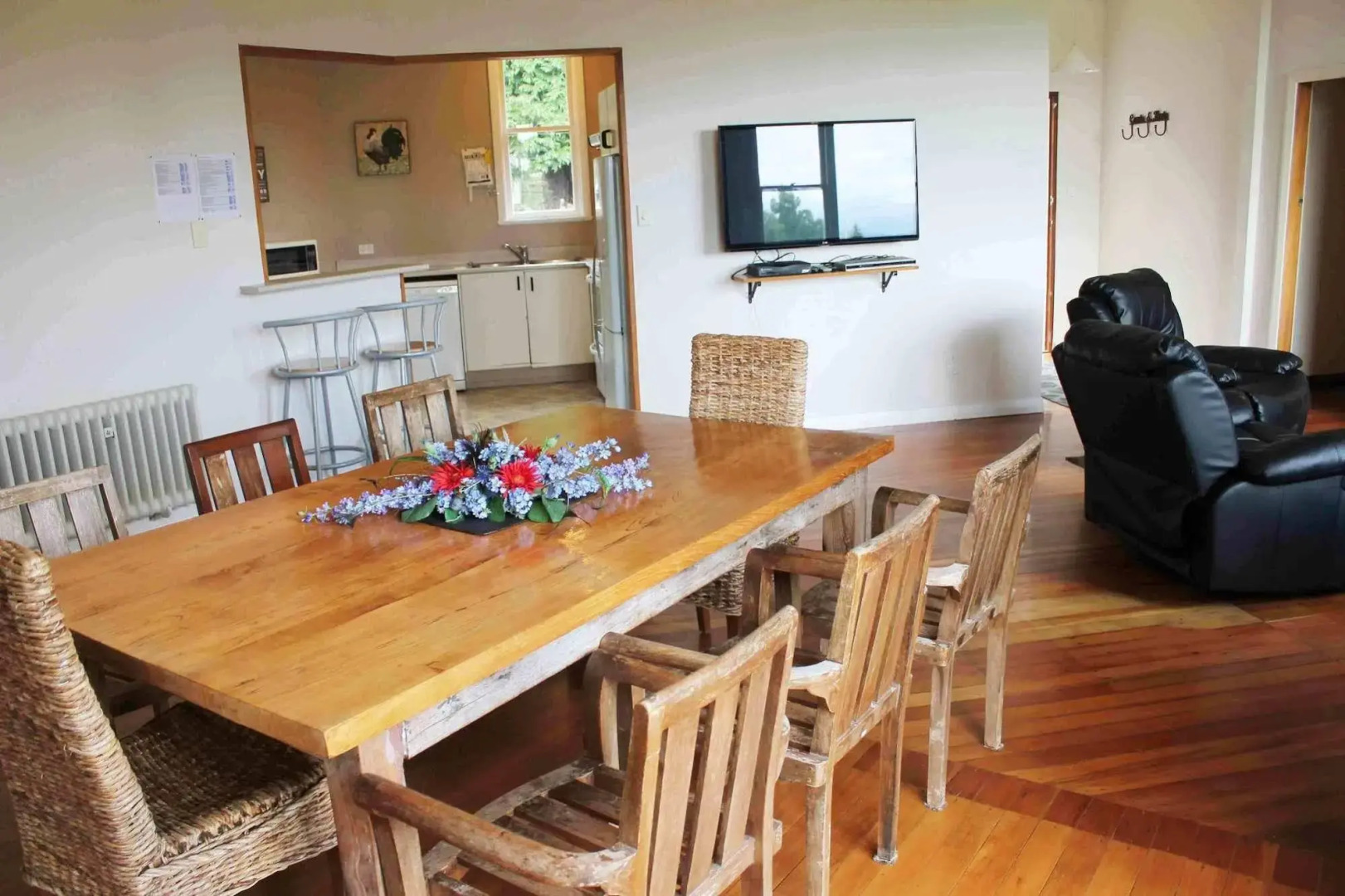 Snowy Waters Lodge & Tours