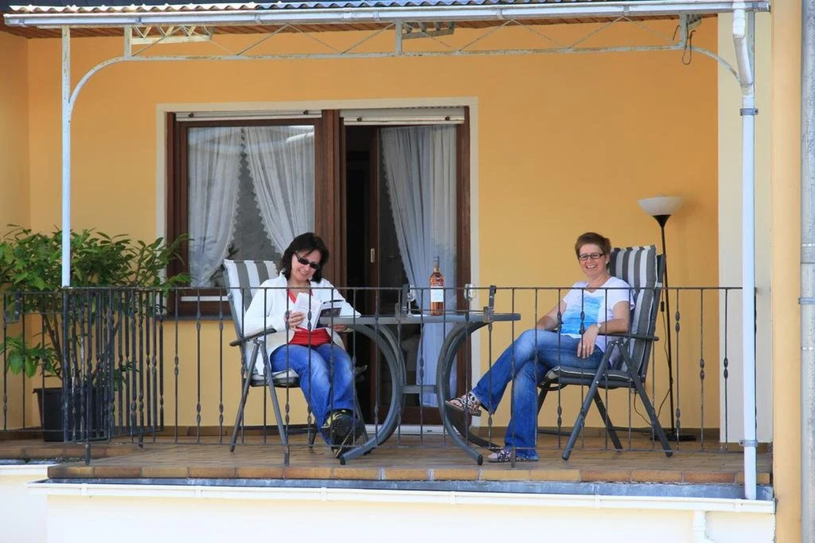 Ferienweingut SerwaziWein