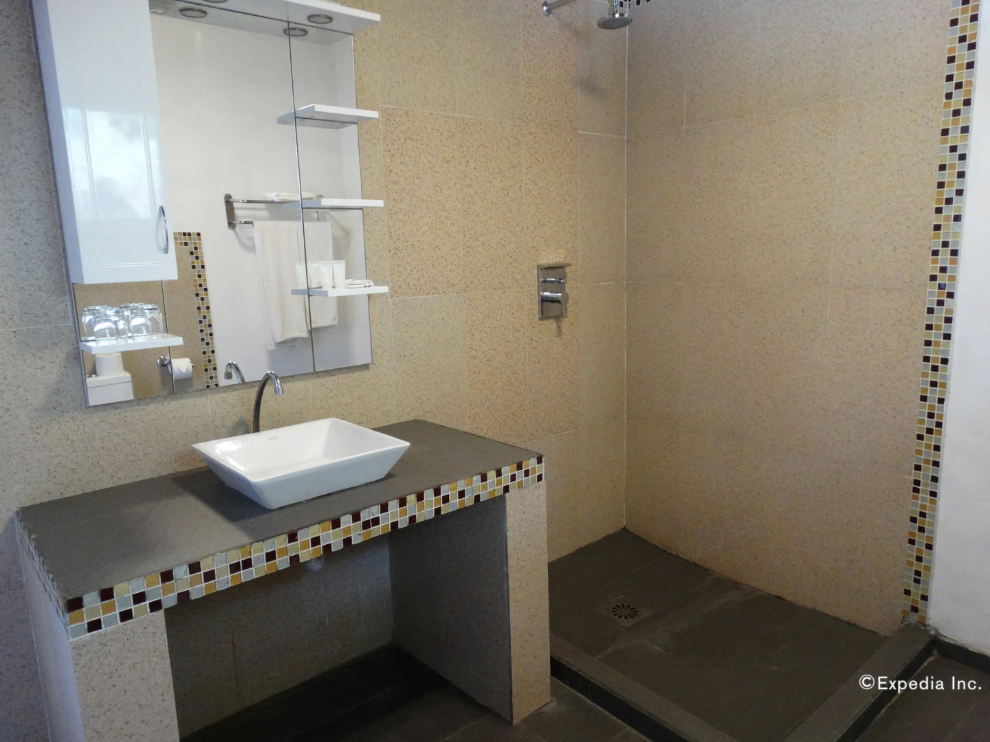 Blue Star Dive & Resort