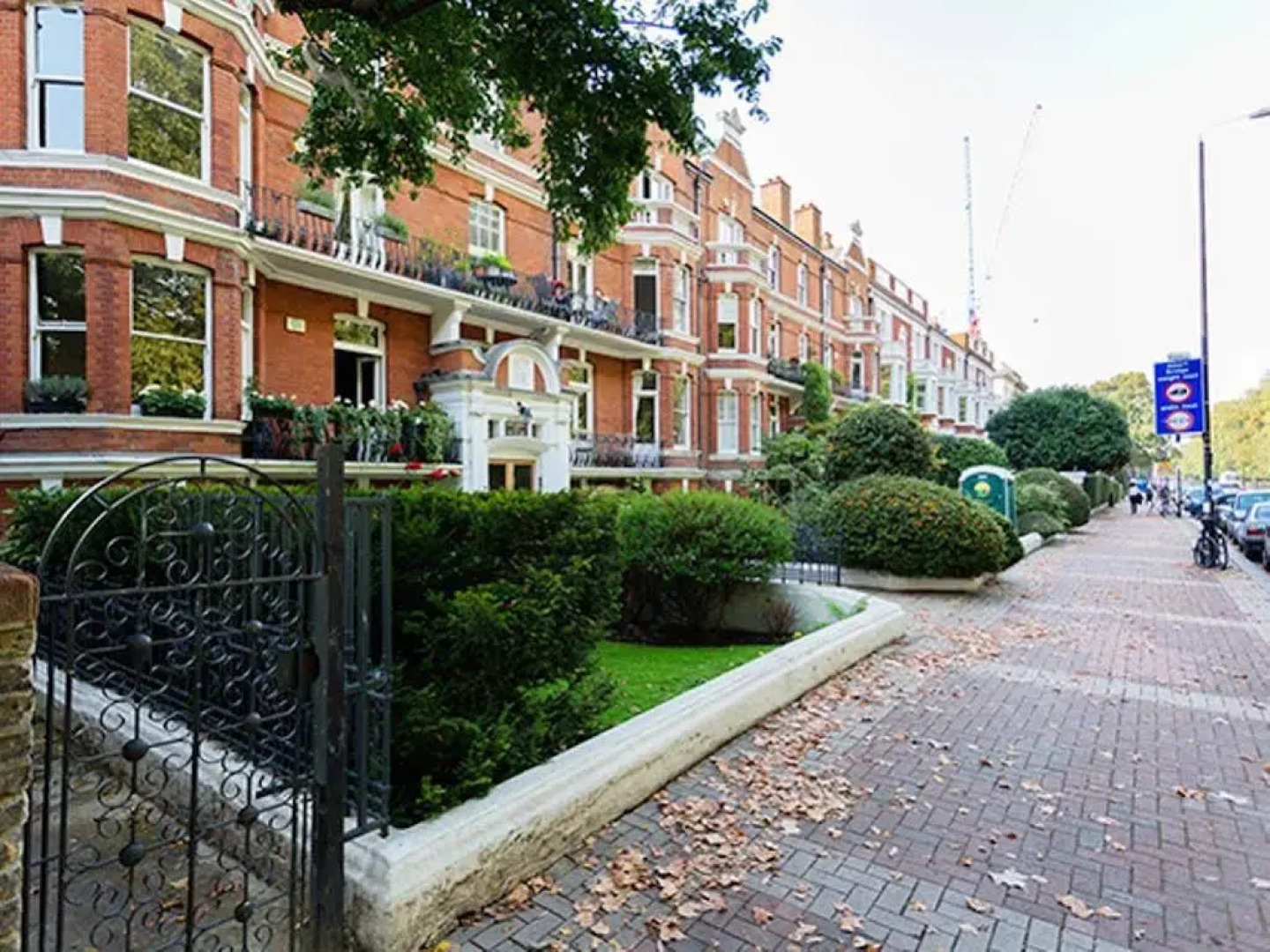 Veeve  House Battersea Park