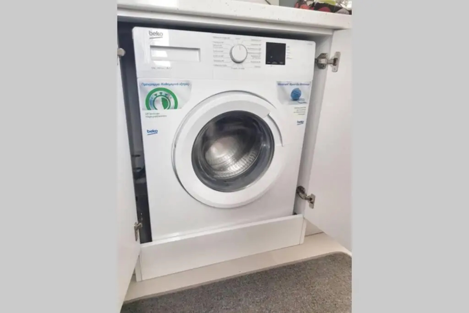 Polychrono New 2 Bedroom Apt. Just By The Sea!