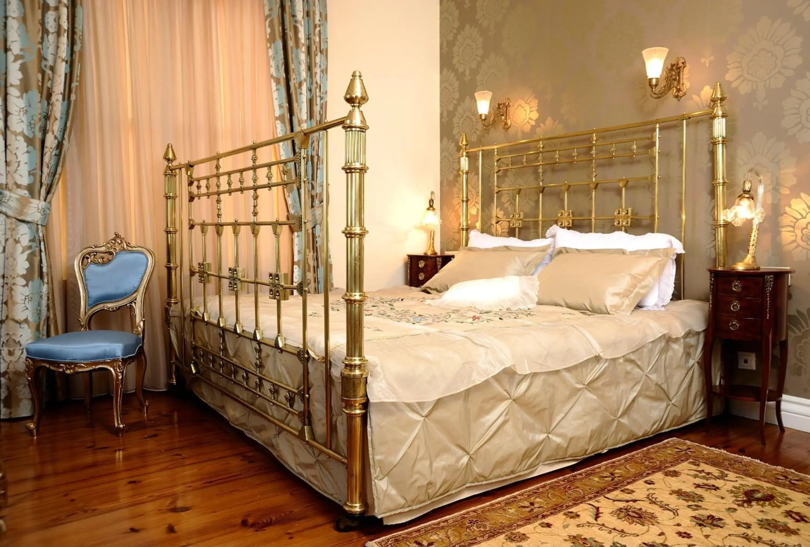 Erten Konak - Special Class