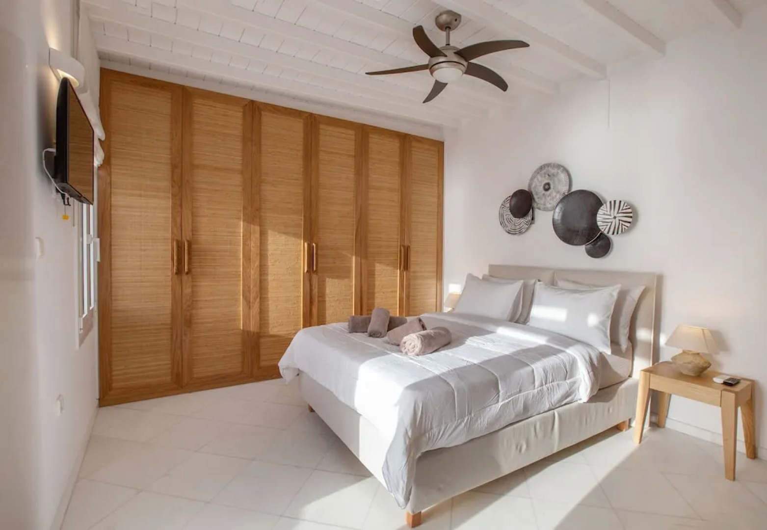 Mykonian house in Elia beach by GHH