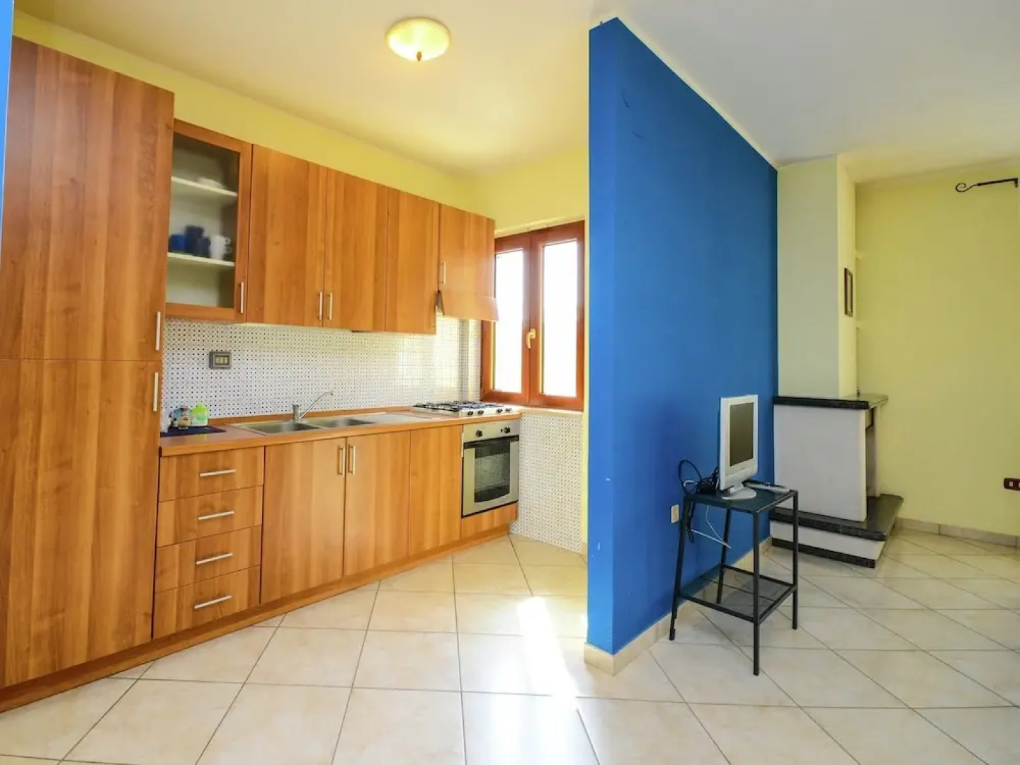 Comfortable Holiday Home in Torrecuso Italy With Pool