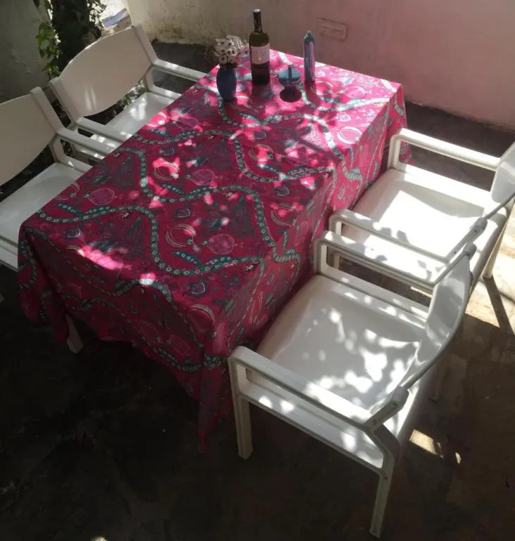 50 Steps From The Sea