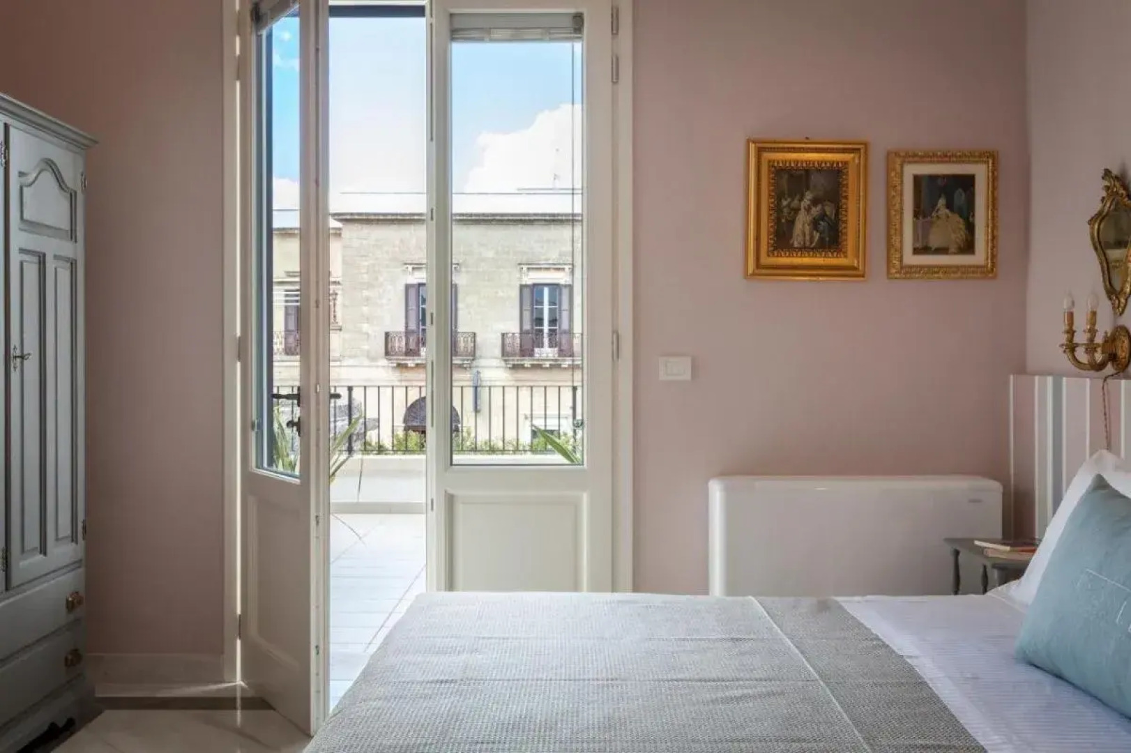 Coclee Guest Suite Palace