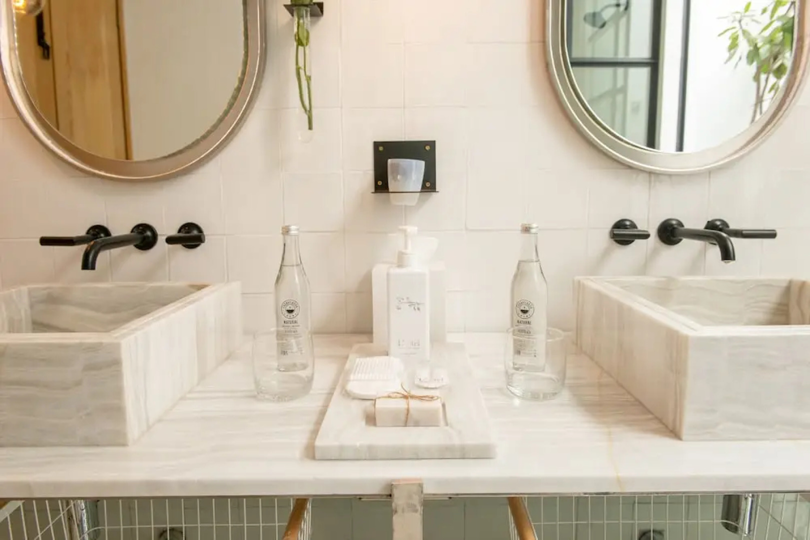 Doce18 Concept House