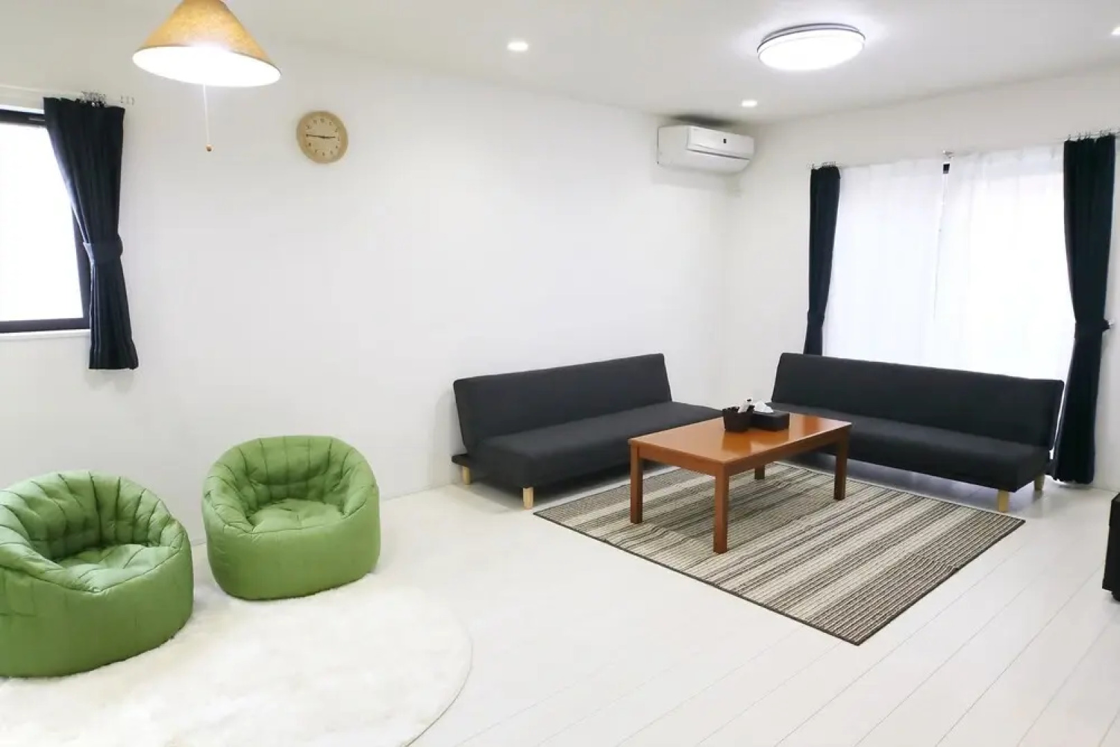 Neyagawa Station House